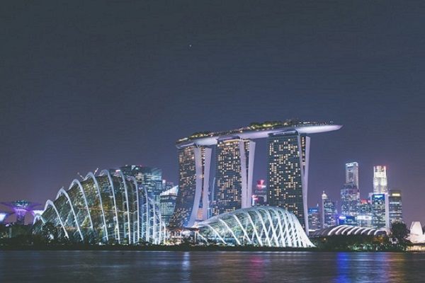 借鏡新加坡　邁向永續金融新未來